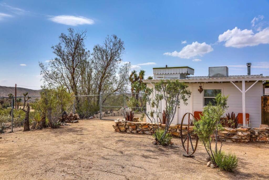Jt Cottage Yucca Valley Bagian luar foto