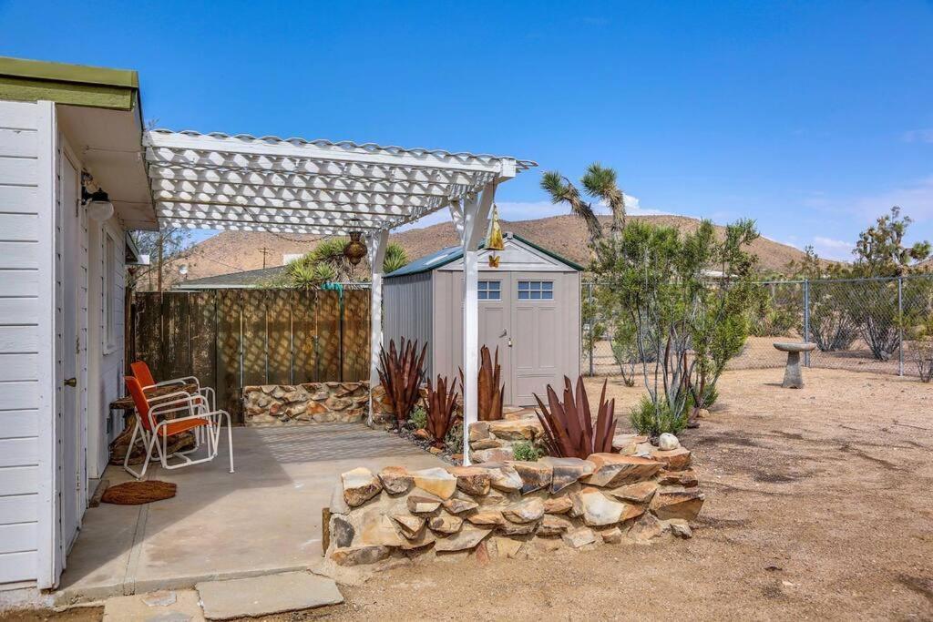 Jt Cottage Yucca Valley Bagian luar foto